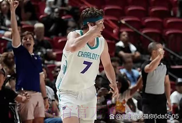 常规赛1月11日:黄蜂VS爵士 克尼普尔集锦 常规赛1月11日:黄蜂VS爵士 克尼普尔集锦